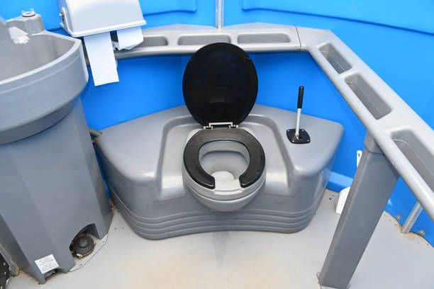 Portable Toilet Options We Offer in Galeville, NY